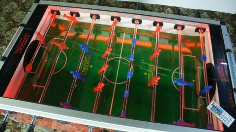 Używane piłkarzyki bordowe roberto sport z podświetleniem LED