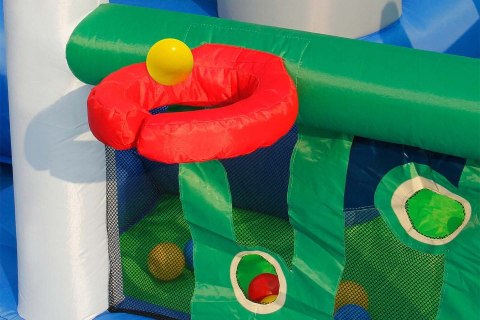 Dmuchany plac zabaw Big House od Happy Hop