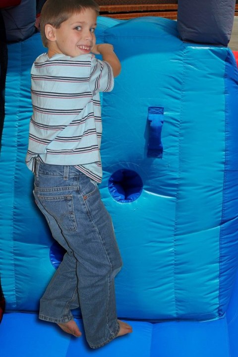 Dmuchany wodny park na mokro i sucho - HappyHop