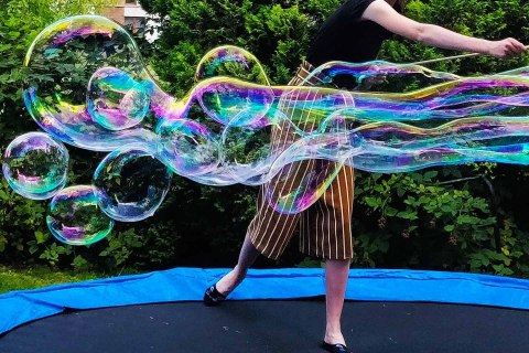 GRATIS*- Magiczny zestaw do puszczania baniek mydlanych na 10L