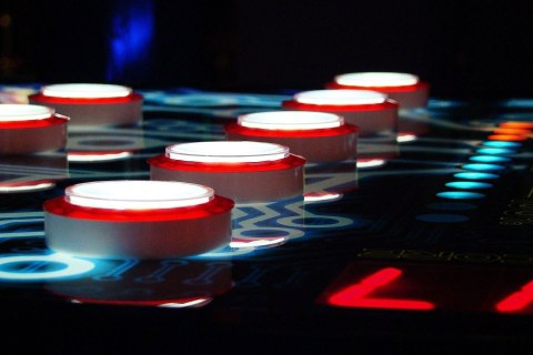 Catch The Light Neuron Race