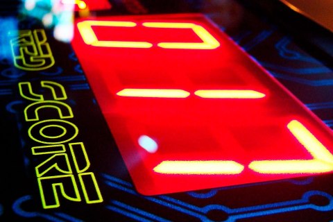 Catch The Light Neuron Race